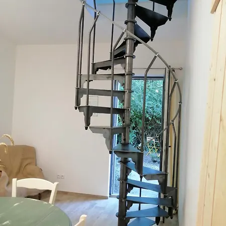 Chez Joséphine *